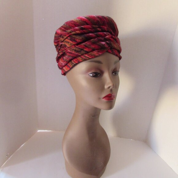 SALE Handsome Vintage Hat in Earth Tones for Fall & Winter - Picture 2 of 11